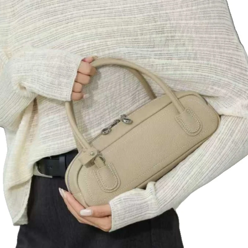 Mini gepunktete Top-Handle Kuppeltasche mit doppeltem Reißverschlussverschluss