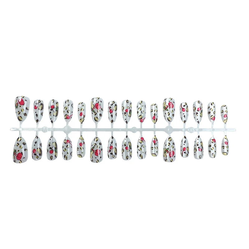 Künstlerisches Kirsch- und Leopardenmuster Press-On Nagelkunst Set Brehn