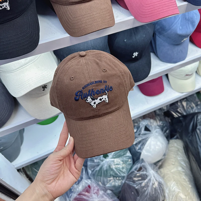 Bestickte Kuhmuster-Baseballkappe für Damen Skanto