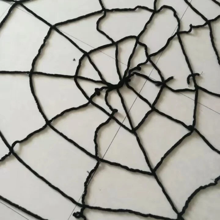 Dekorativer Halloween-Spinnenweben-Requisit Brehn