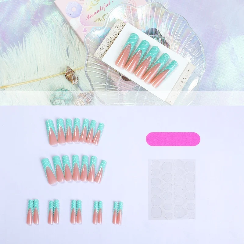 Modische Kunstnagel-Set Brehn
