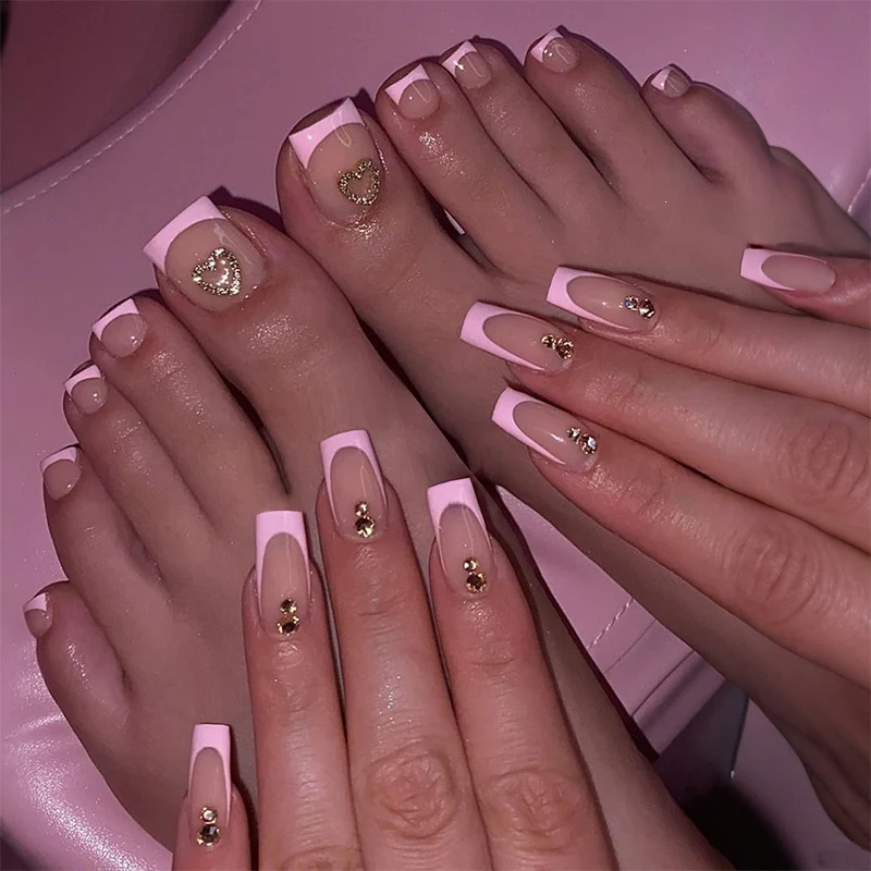 Kunstnail Set mit eleganten French-Spitzen Brehn