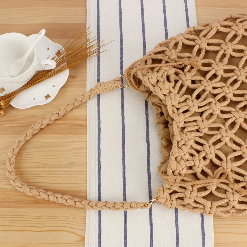 Trendige Makramee-Tasche mit geflochtenem Griff Skanto