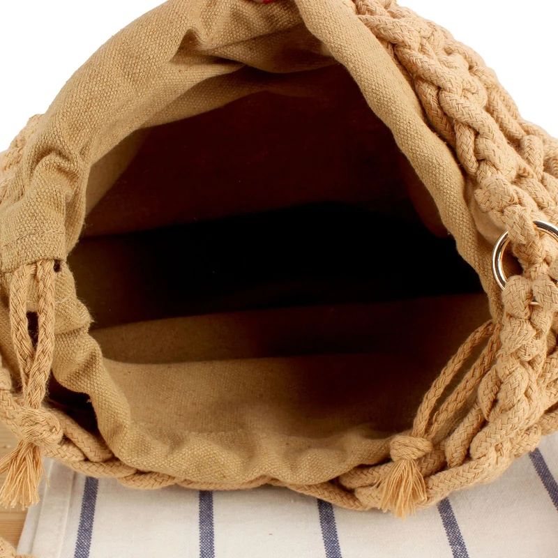 Trendige Makramee-Tasche mit geflochtenem Griff Skanto