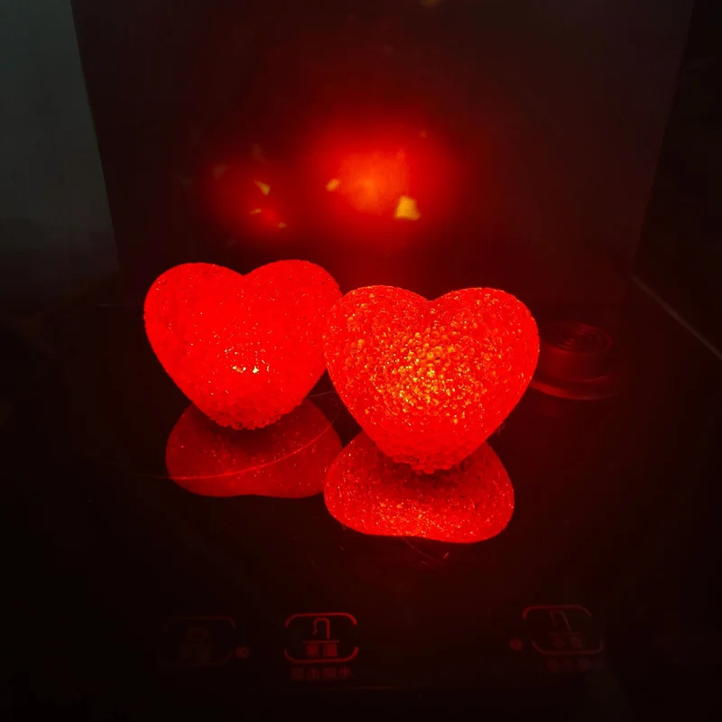 Herzförmiger Dekorationsgegenstand