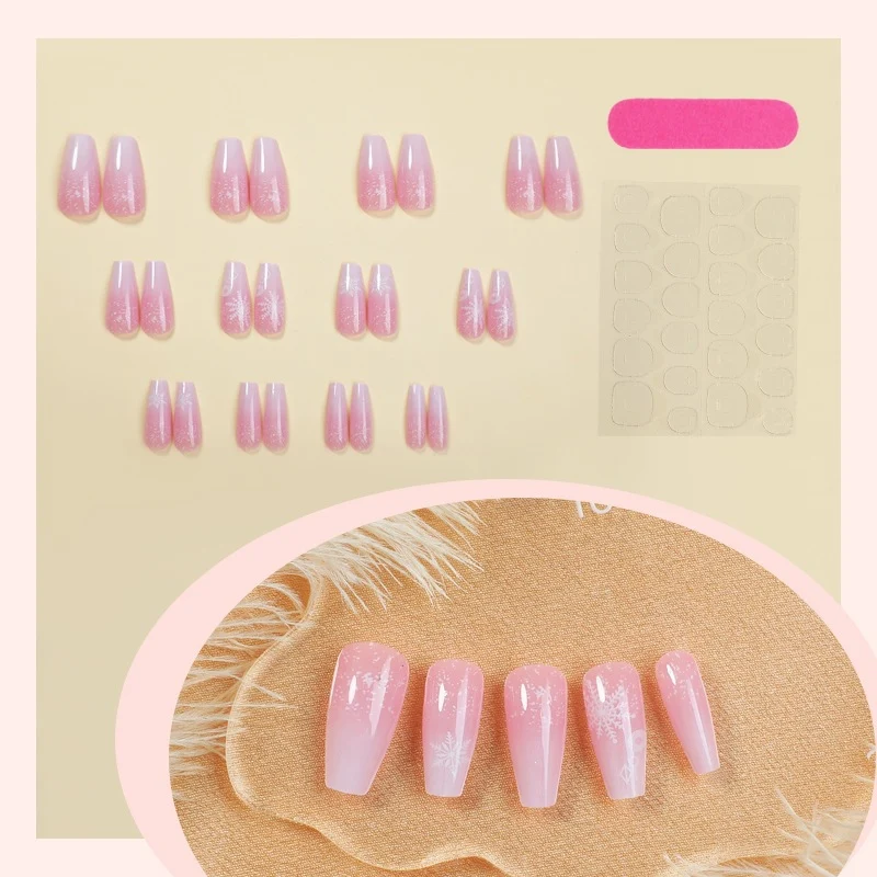 Kunstnagelset mit zartem Blumendesign Brehn