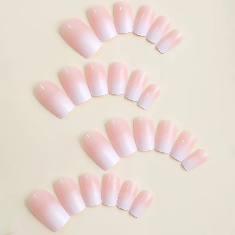 Kunstnagelset mit stylischen Ombre-Effekten und pflegeleichten Designs Brehn