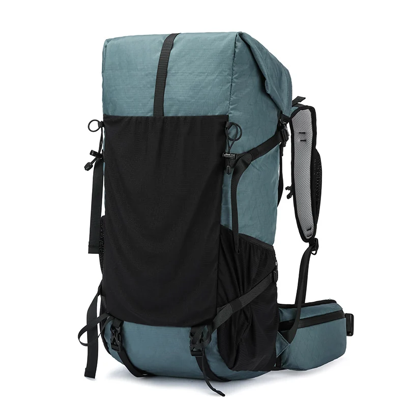 Damen-Outdoor-Rucksack Skanto mit innovativem Tragekomfort und vielseitigen Verstaulösungen