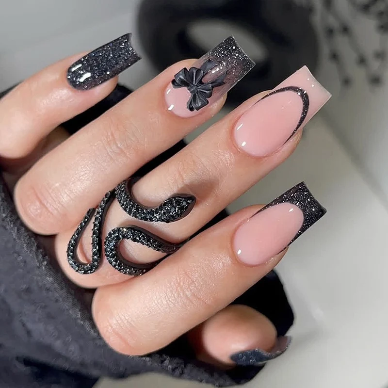 Kunstnagelset mit stilvollen Glitzer- und Ombre-Elementen Brehn