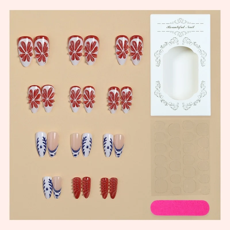 Kunstnagelset mit floralem Design Brehn