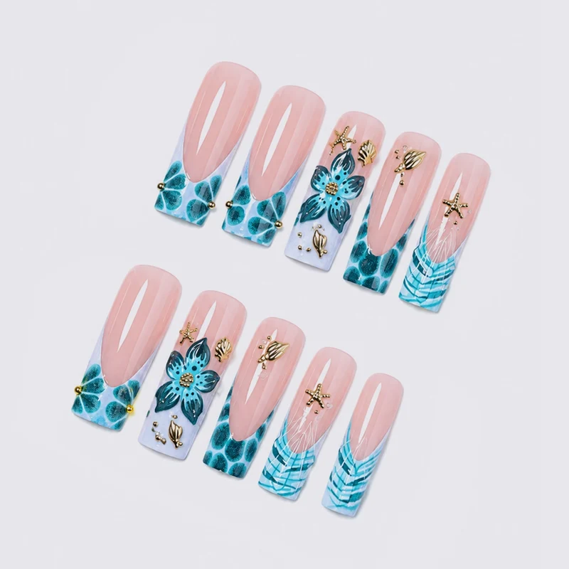 Kunstnagelset mit kreativen 3D-Blüten- und Glitzerelementen Brehn