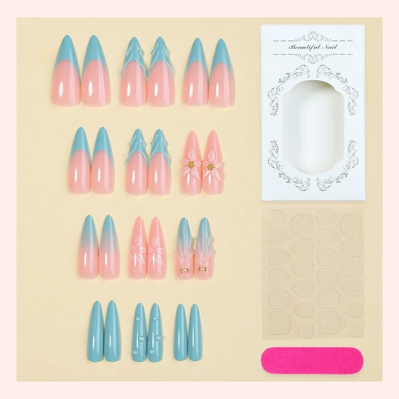 Kunstnagelset mit filigranen Designs Brehn