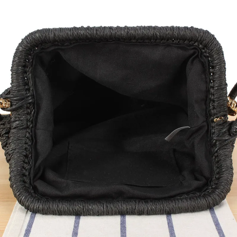 Stilvolle Handtasche mit dekorativem Kettenriemen Skanto