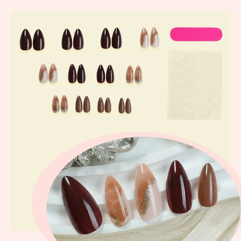 Kunstnagelset mit eleganten Glitzer- und Farbverlauf-Mustern Brehn