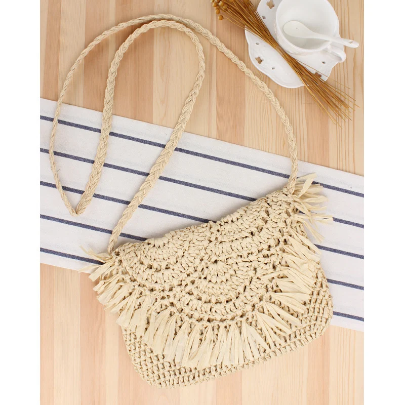 Handgefertigte Makramee-Crossbody-Tasche mit Fransen-Design Skanto
