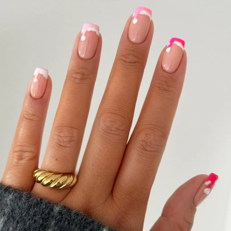 Kunstnagelset mit festlichem Winterthema Brehn