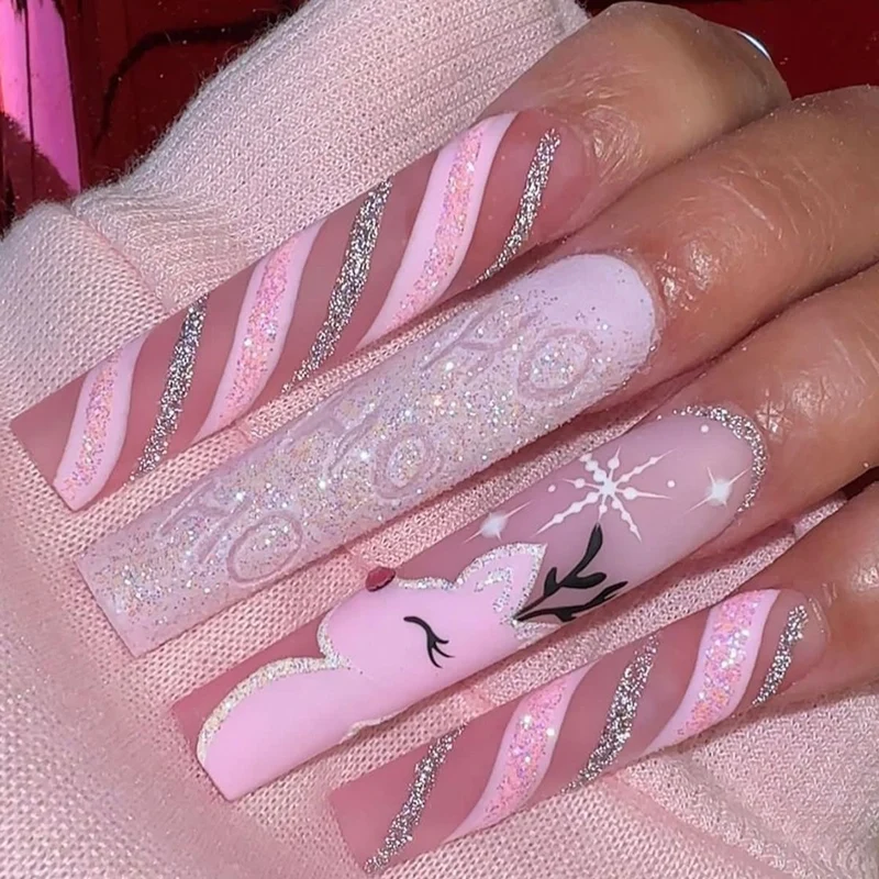 Kunstnagelset mit festlichem Winterthema Brehn