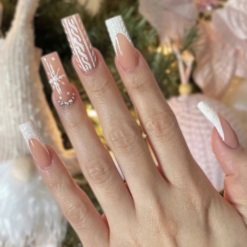 Kunstnagelset mit festlichem Winterthema Brehn