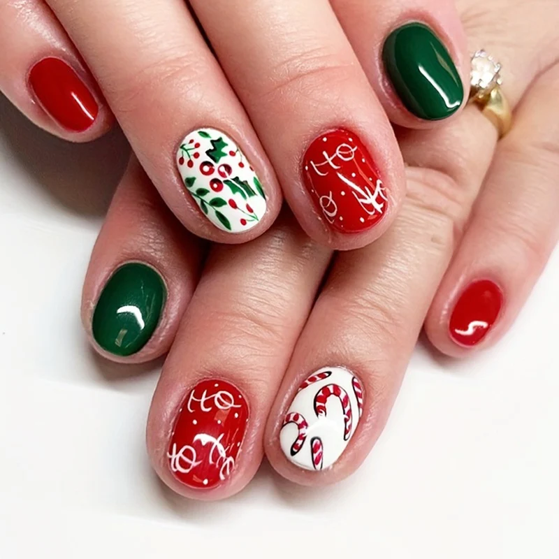 Kunstnagelset mit festlichem Winterthema Brehn