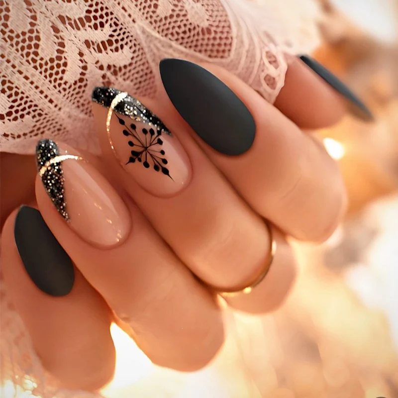 Kunstnagelset mit festlichem Winterthema Brehn