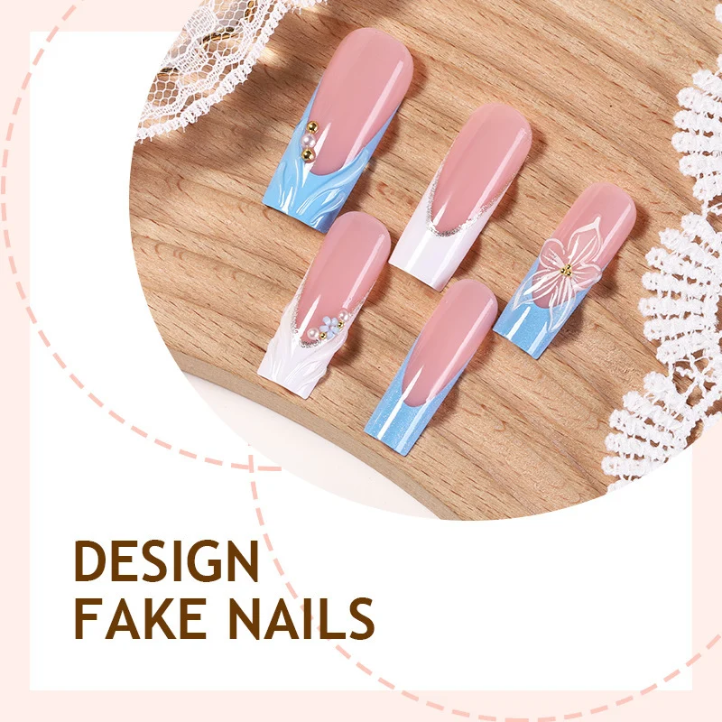 Kunstnagelset mit eleganten floralen Akzenten und Glitzer Brehn