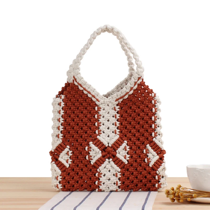 Handgefertigte Makramee-Tasche mit elegantem Design Skanto