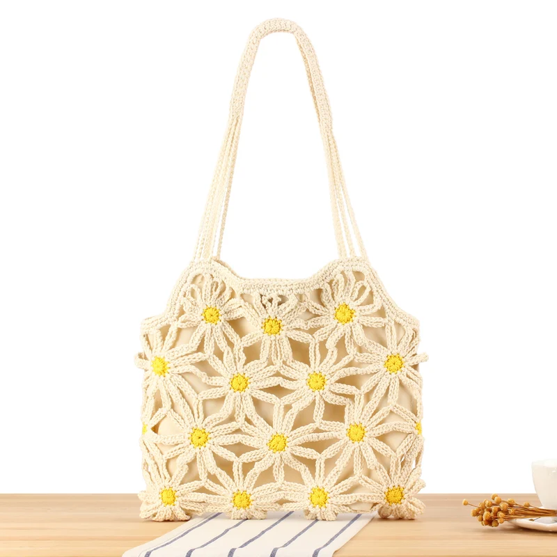 Handgefertigte Makramee-Tasche mit floralen Akzenten Skanto