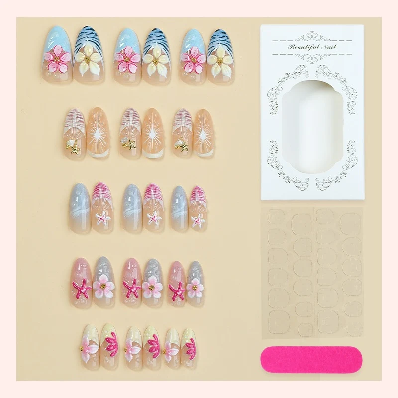 Kunstnagelset mit floralen Designs und eleganten Akzenten Brehn