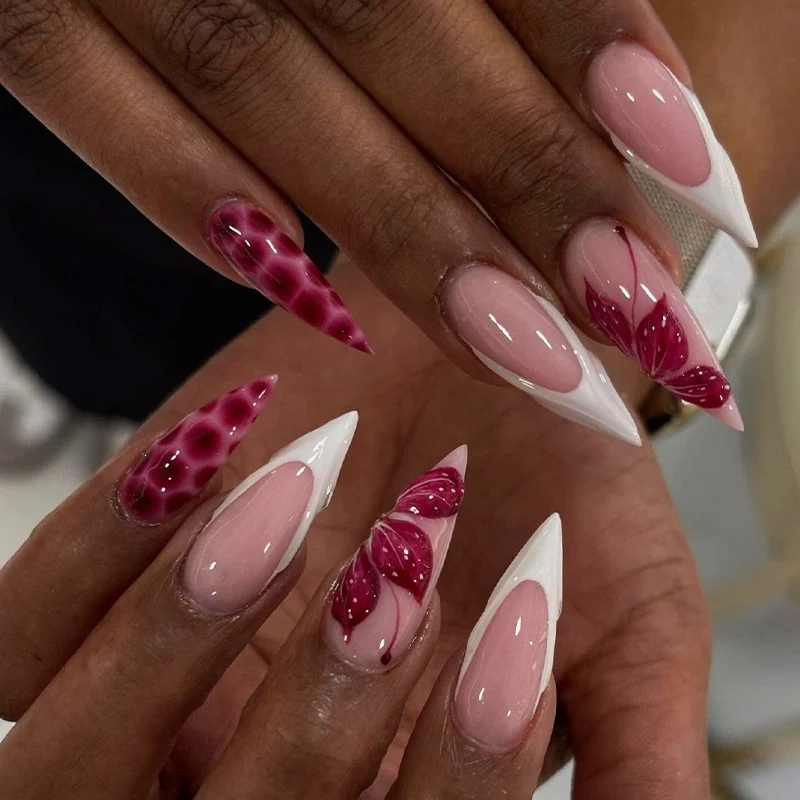 Kunstnagelset mit extravaganten Designs Brehn