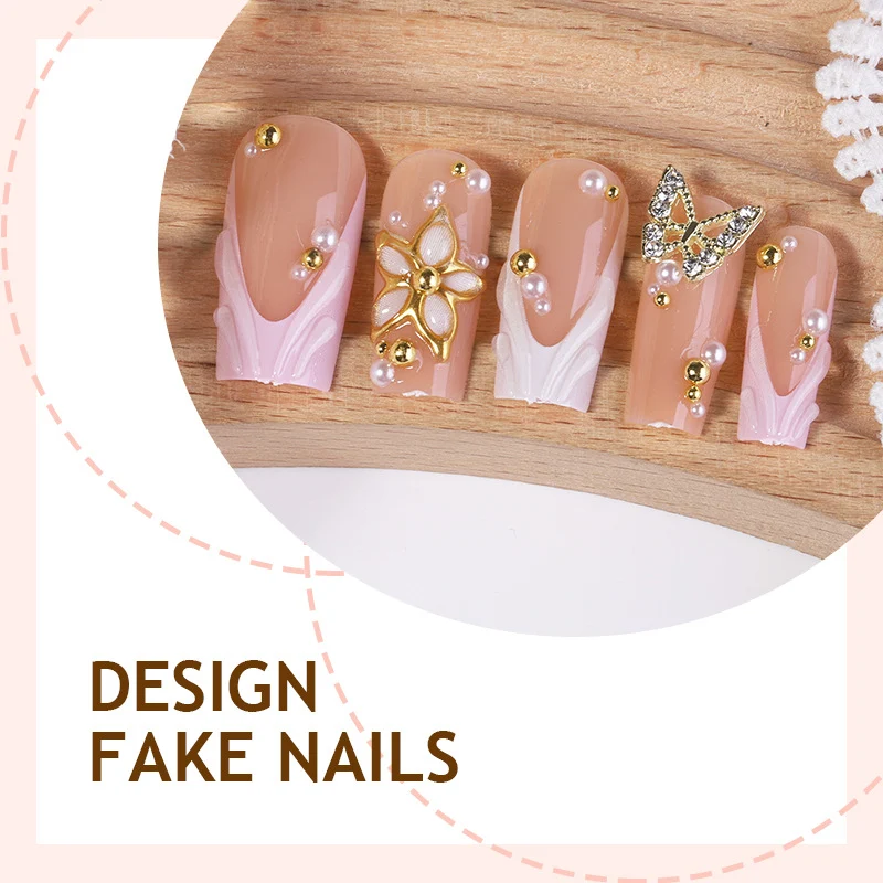 Kunstnagelset mit exklusiven Blüten- und Glitzerelementen Brehn