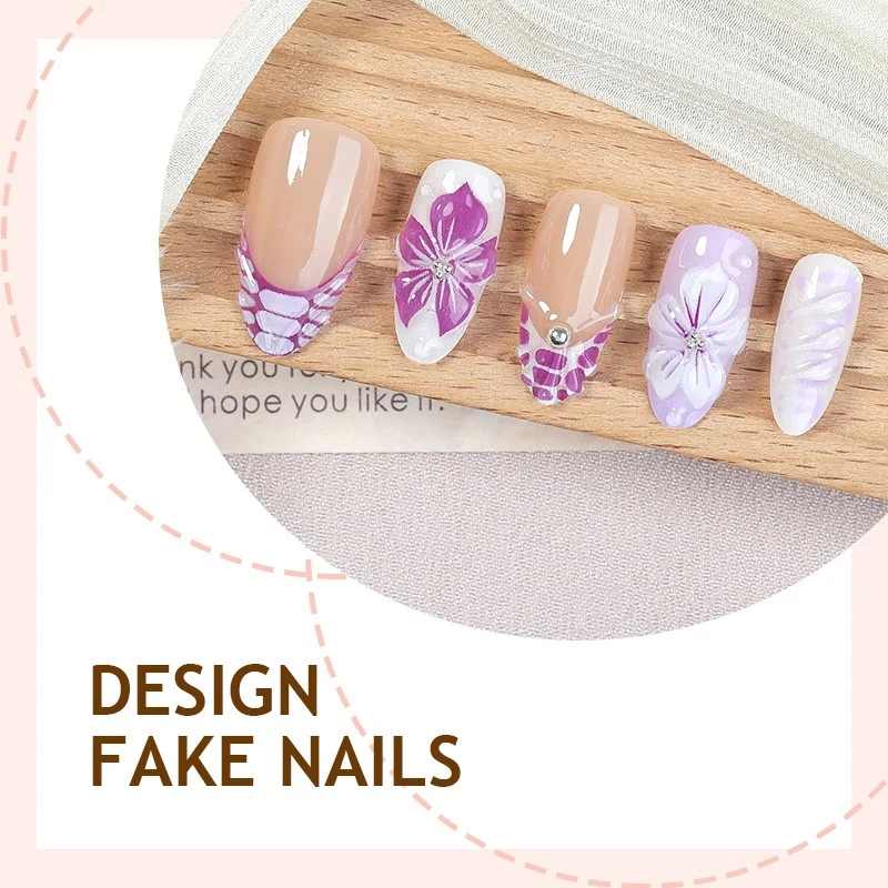 Kunstnagelset mit floralen und glamourösen Akzenten Brehn