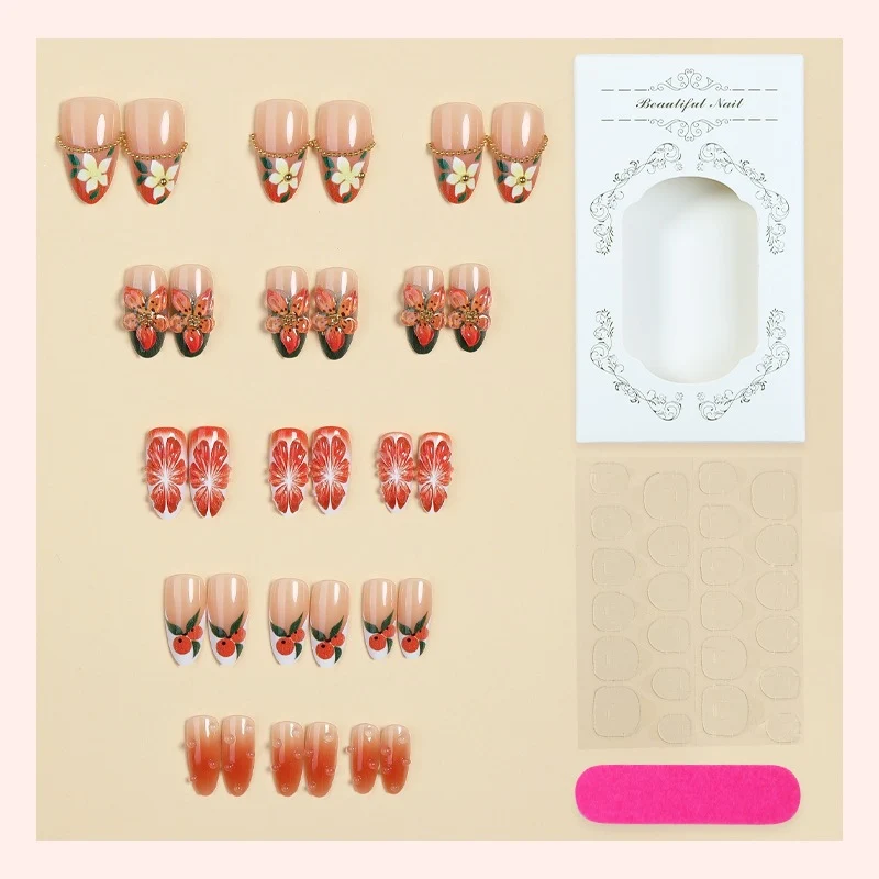 Kunstnagelset mit floralen und fruchtigen Akzenten Brehn