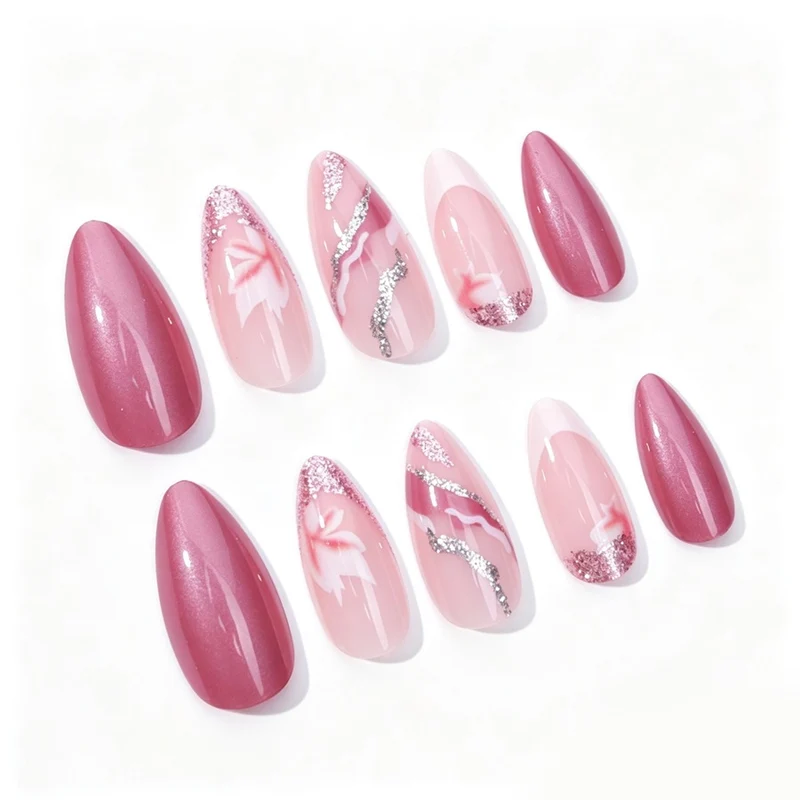 Kunstnagelset mit floralen Mustern und Glitzerelementen Brehn