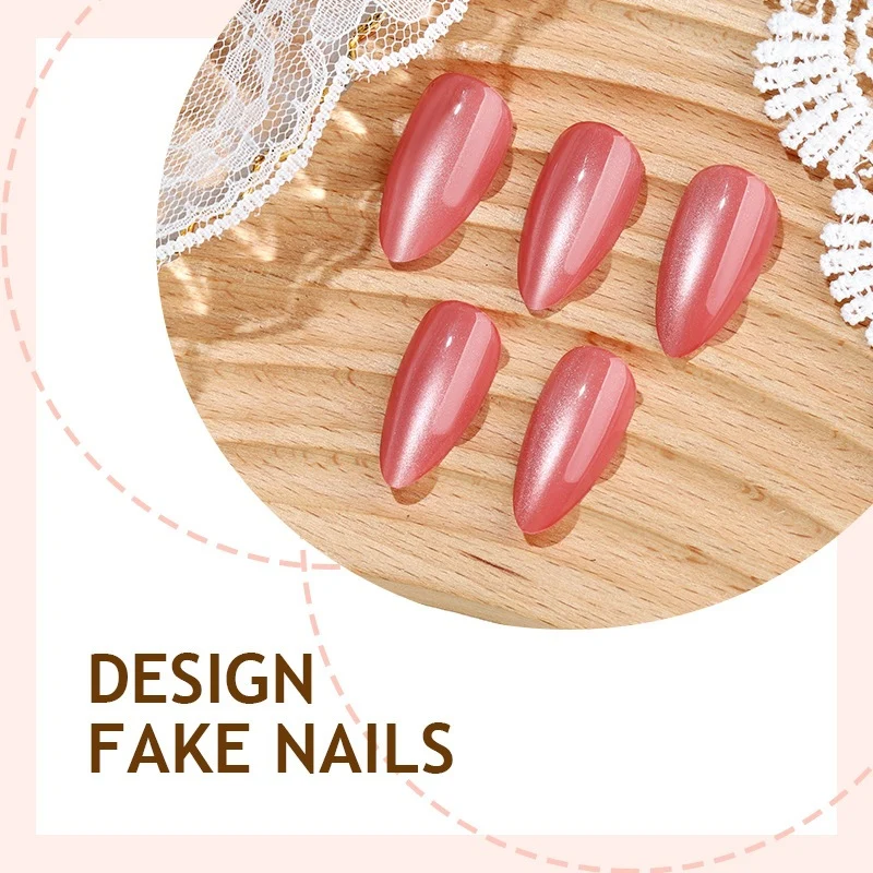 Kunstnagelset mit eleganter Shimmer-Oberfläche Brehn