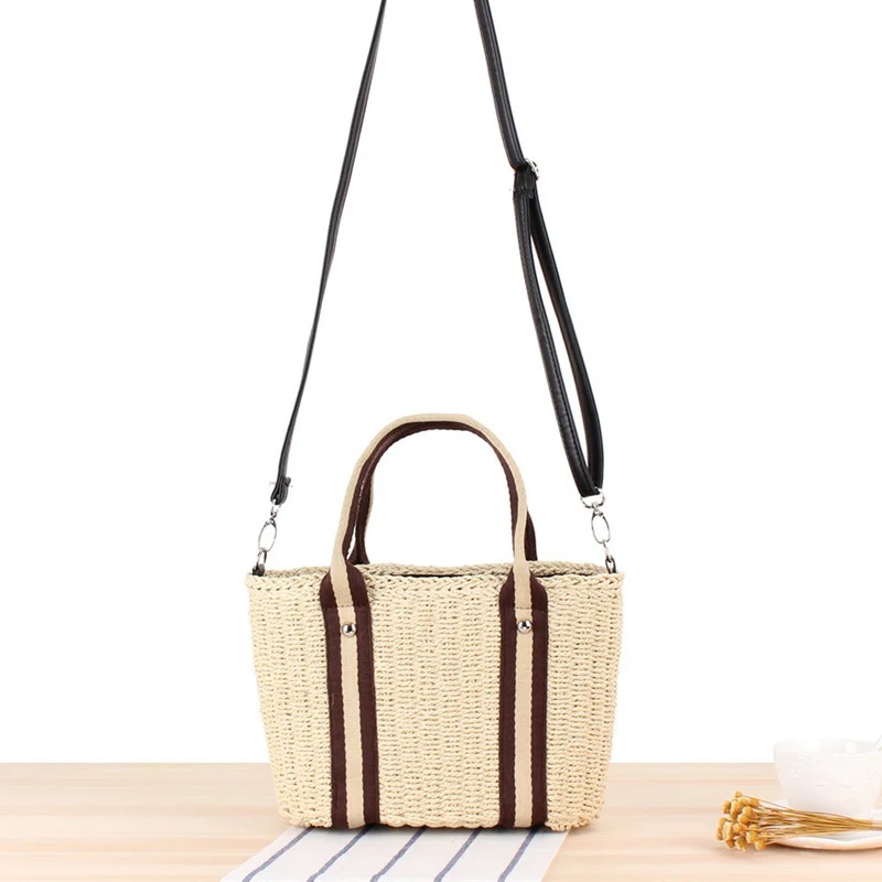 Handtasche aus geflochtenem Naturmaterial mit abnehmbarem Lederriemen Skanto