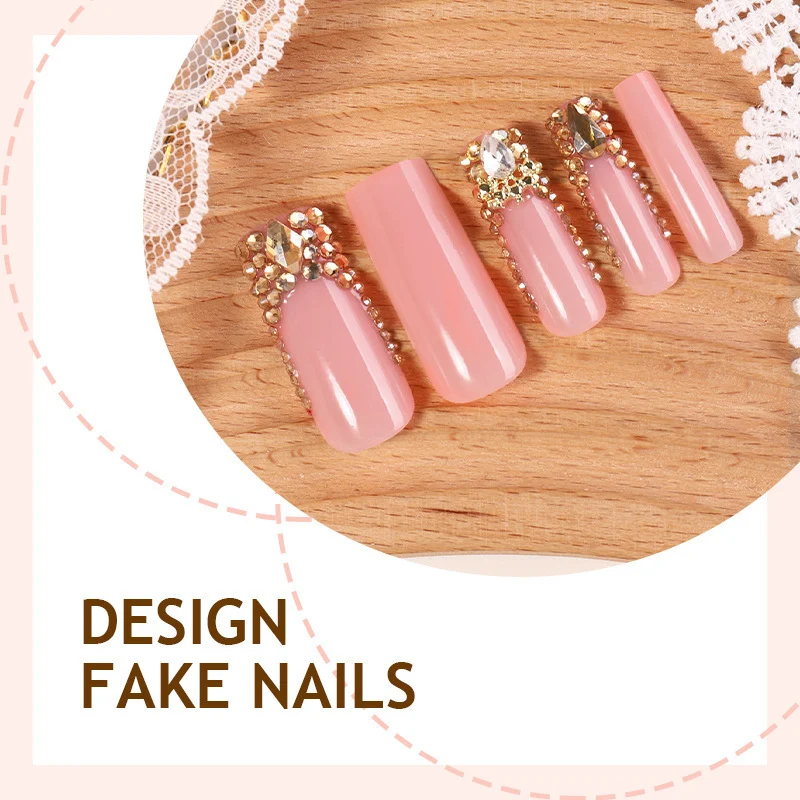 Kunstnagelset mit eleganten Strass- und Glitzerakzenten Brehn