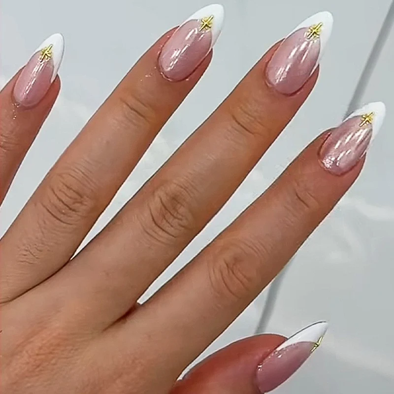 Kunstnagelset mit elegantem Hochglanz Ombre-Design und funkelnden Akzenten Brehn
