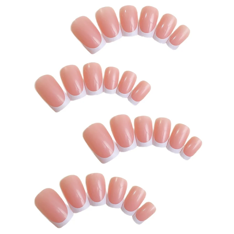 Kunstnagelset mit elegantem French-Design Brehn