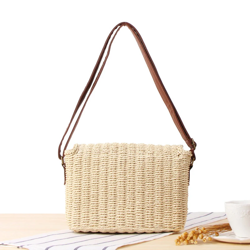 Handgefertigte Raffia-Umhängetasche Skanto