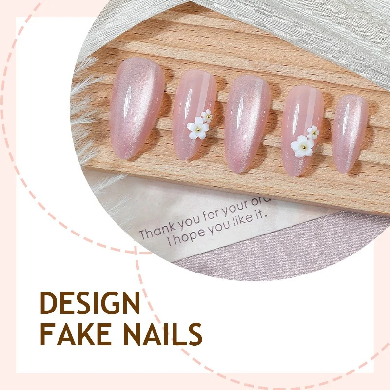 Kunstnagelset mit eleganten Blütenmotiven Brehn