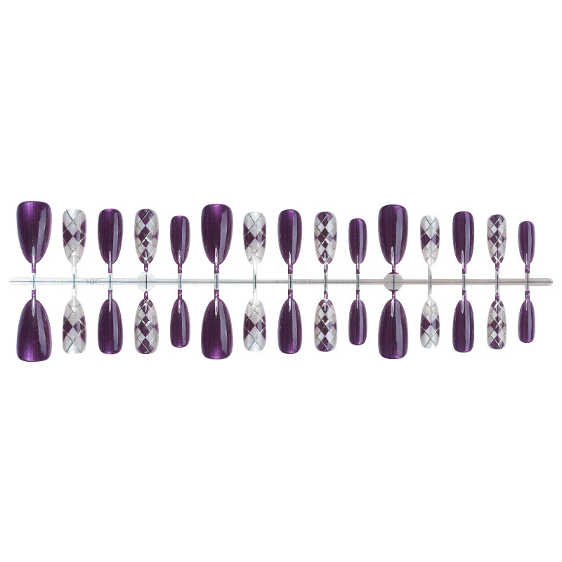 Kunstnagelset mit elegantem Design und hochwertigem Glanz Brehn