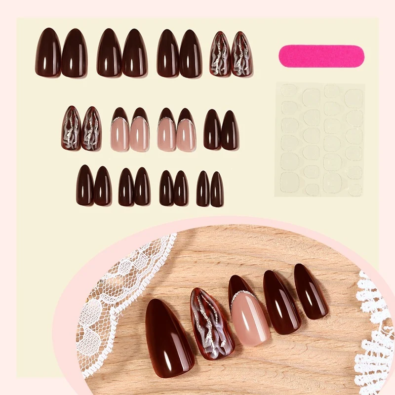 Kunstnagelset mit elegantem Design und 3D-Details Brehn