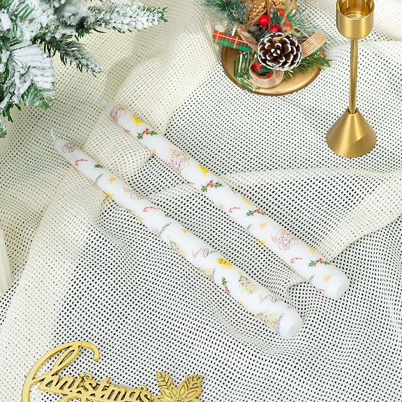 Dekorative Weihnachtskerzen