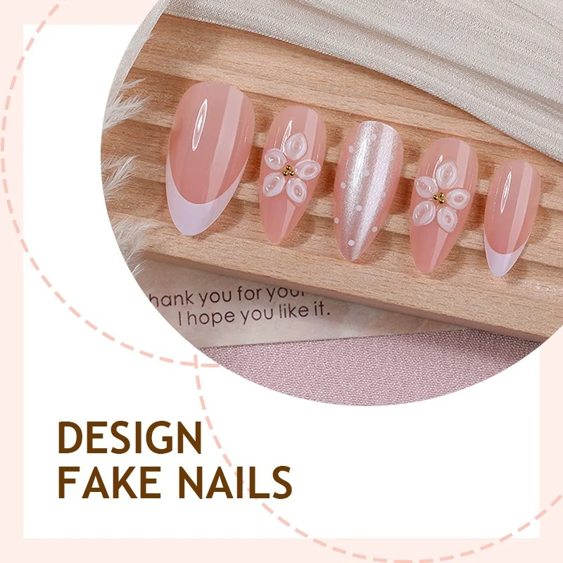 Kunstnagelset mit eleganten Blumen- und Glitzerdesigns Brehn