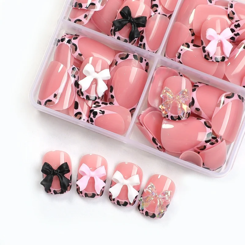 Kunstnagelset mit bunten Schleifen- und Leopardenmotiven Brehn