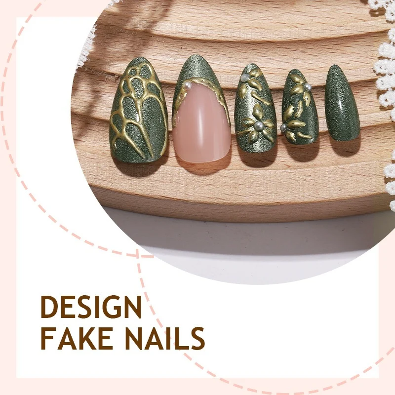 Kunstnagelset mit eleganten 3D-Elementen und luxuriösen Akzenten Brehn