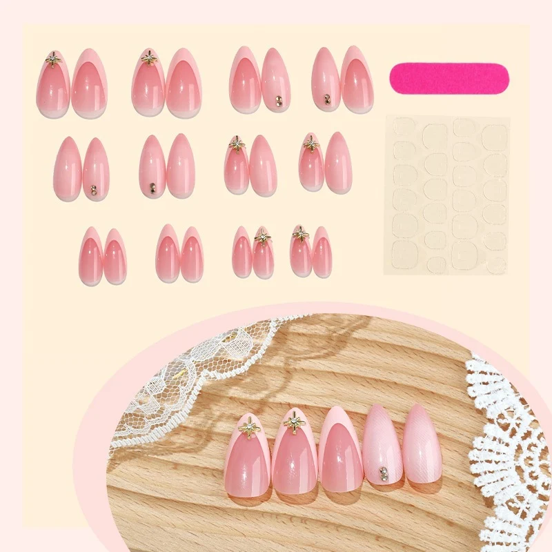 Kunstnagelset mit eleganten 3D-Blütenakzenten Brehn