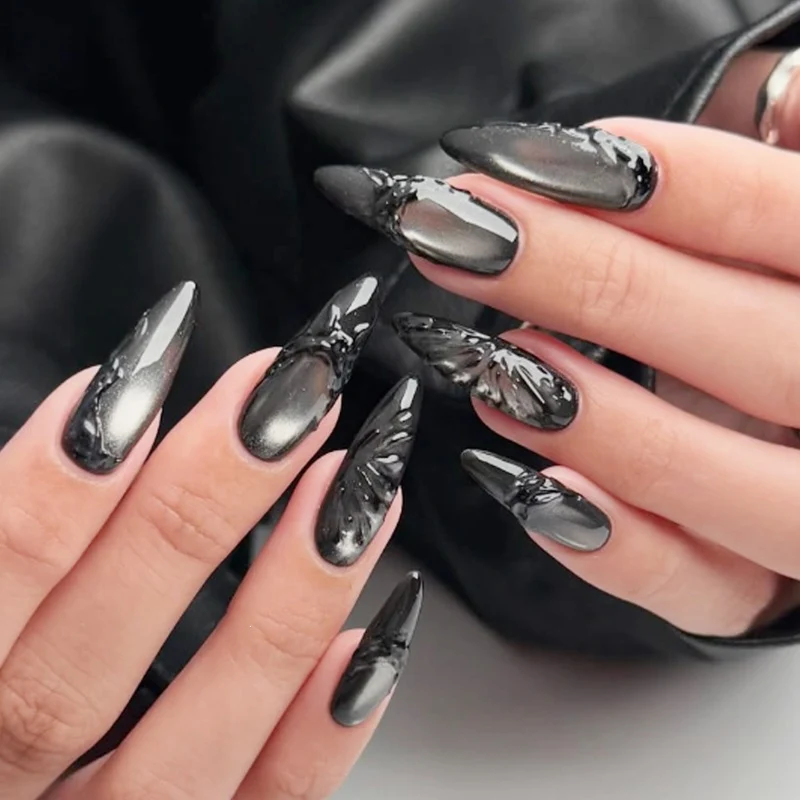 Kunstnagelset mit elegantem und schimmerndem Design Brehn