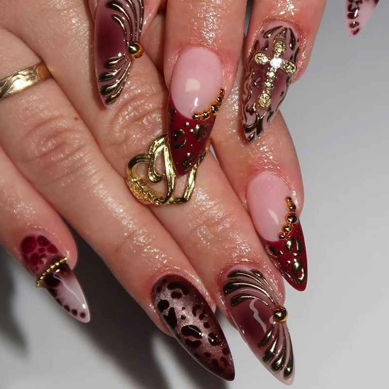 Kunstnagel Set mit verspielten Designs Brehn