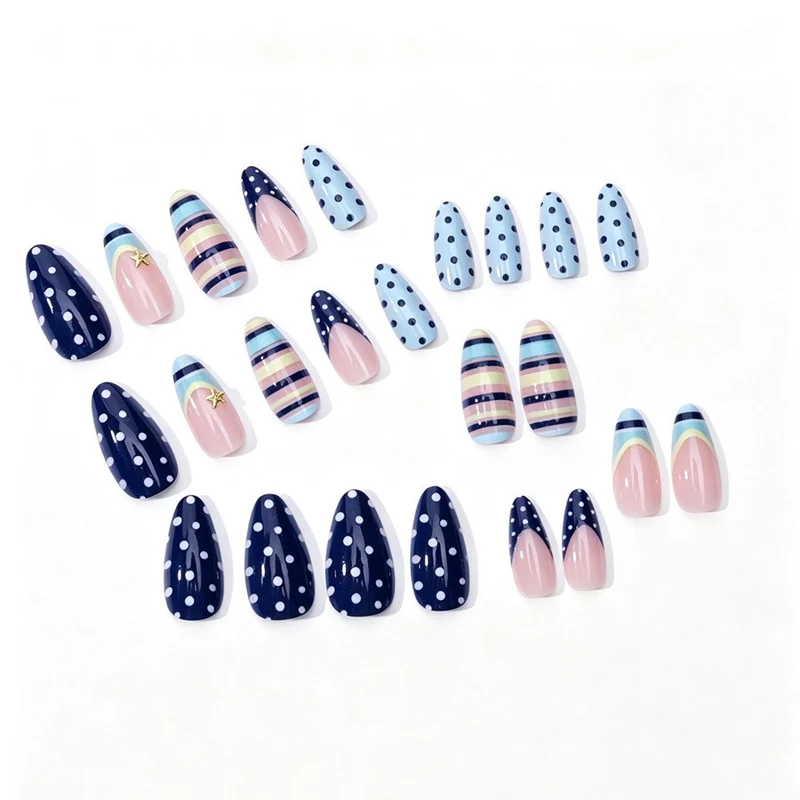 Kunstnagelset mit elegantem Streifen- und Punkte-Design Brehn